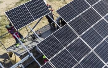 A União Europeia pretende fortalecer a implantação de projetos fotovoltaicos para tentar alcançar a China